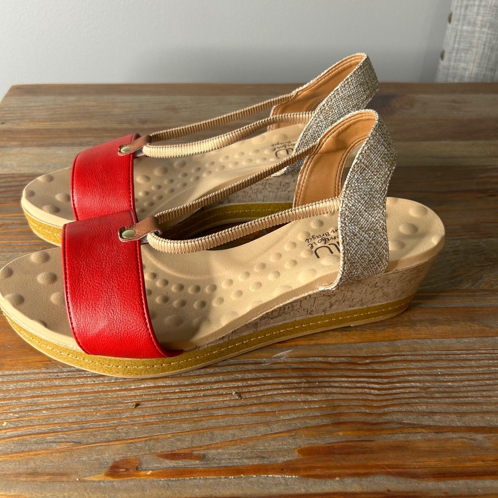 Malu Brazil Red Wedge Sandals‎ Women's US 9 Comfort Casual Espadrille Shoes
